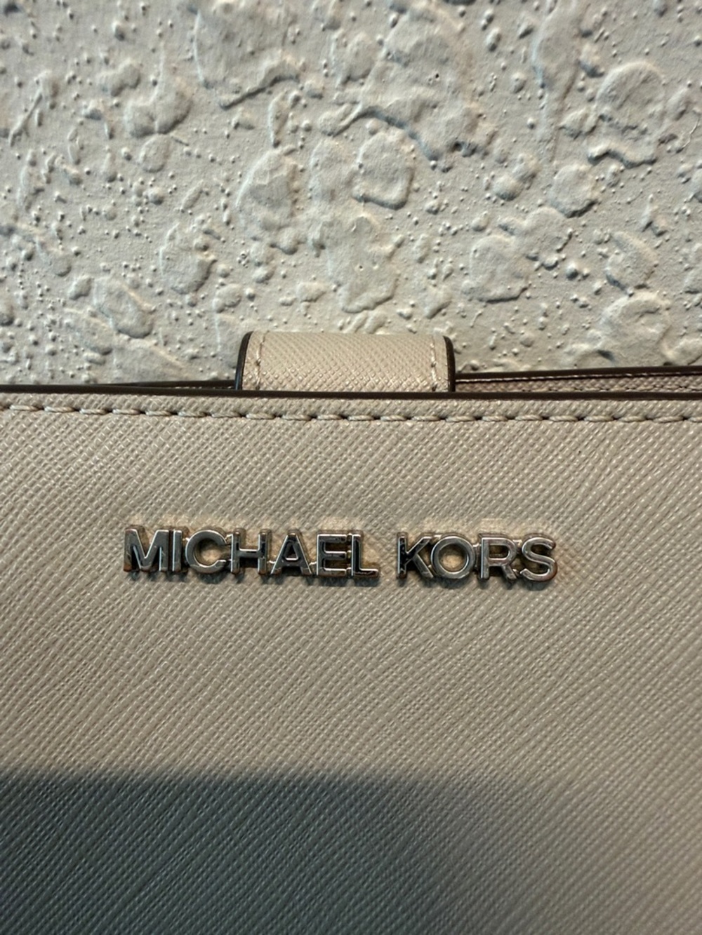 Michael Kors Beige Saffiano Zip & Snap Wallet - Picture 8 of 8